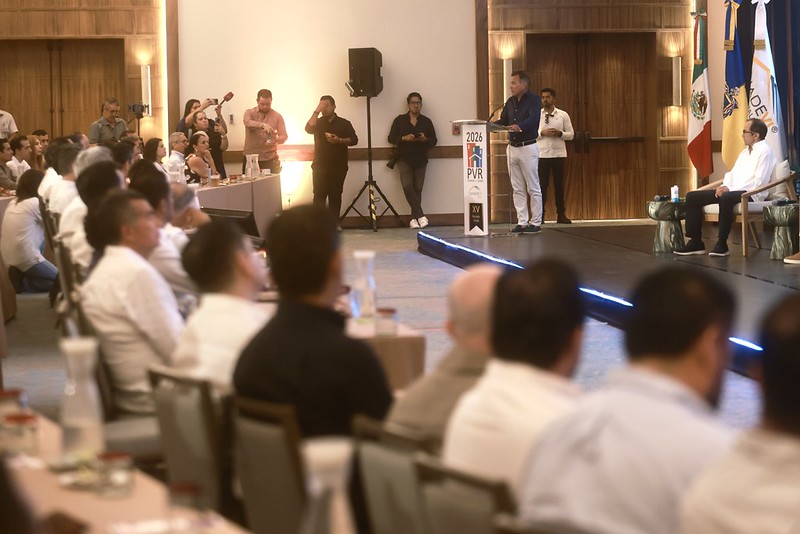 Pide Gobernador a desarrolladores construir viviendas de 1.1 mdp con incentivos fiscales