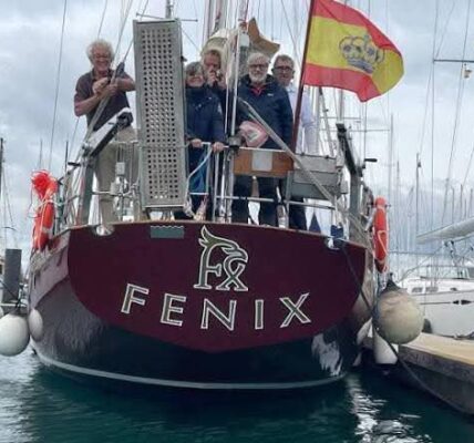 Navegantes españoles visitaron Puerto Vallarta como parte de la expedición «Tras la estela de Elcano»