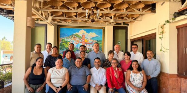 Fundadores de Morena respaldan a Ra Aguilar en Vallarta