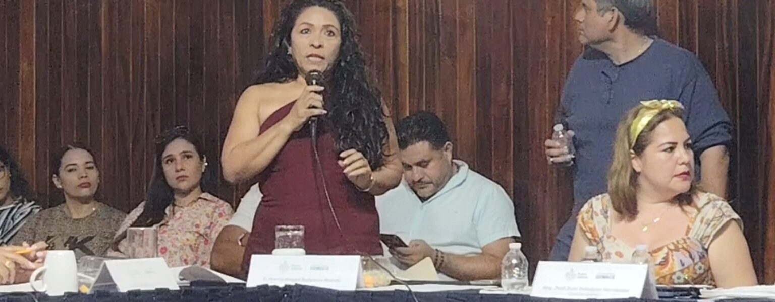 Entregarán apoyo económico a locatarios del mercado “5 de Diciembre” afectados por incendio