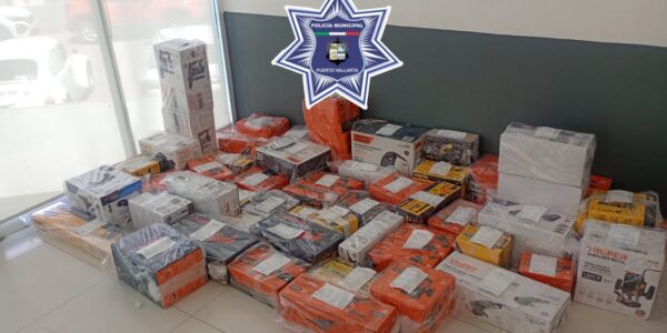 Cae presunto ladrón tras persecución; robaron ferretería