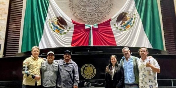 Comité ciudadano de Punta de Mita lleva a PROFEPA denuncia por afectaciones a Playa Las Cocinas