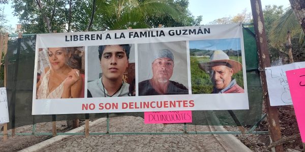 Denuncia familia Guzmán detención arbitraria de Fiscalía Nayarit por predio en Guayabitos Denuncia familia Guzmán detención arbitraria de Fiscalía Nayarit por predio en Guayabitos