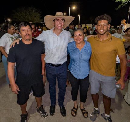 Fiscalía de Nayarit gira 6 órdenes de aprehensión contra defensores de Playa Las Cocinas; Héctor Santana lo niega Fiscalía de Nayarit gira 6 órdenes de aprehensión contra defensores de Playa Las Cocinas; Héctor Santana lo niega
