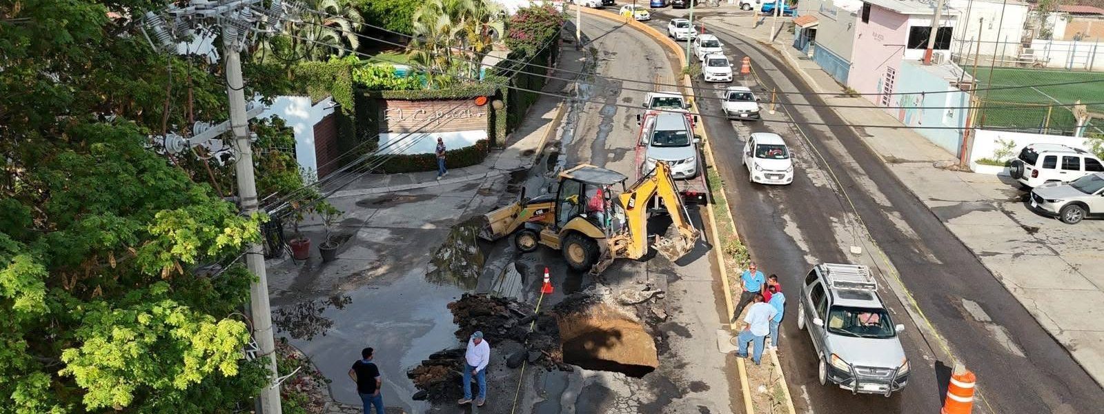 Promete Seapal Vallarta reparación de socavón en 3 días